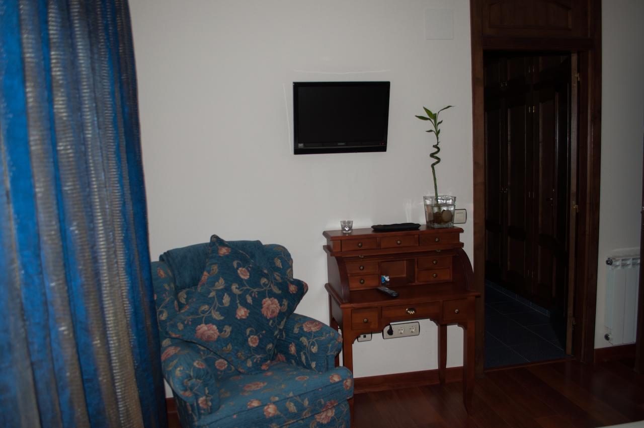 El Mirador De Fuentes Del Narcea Hotel Monco Room photo