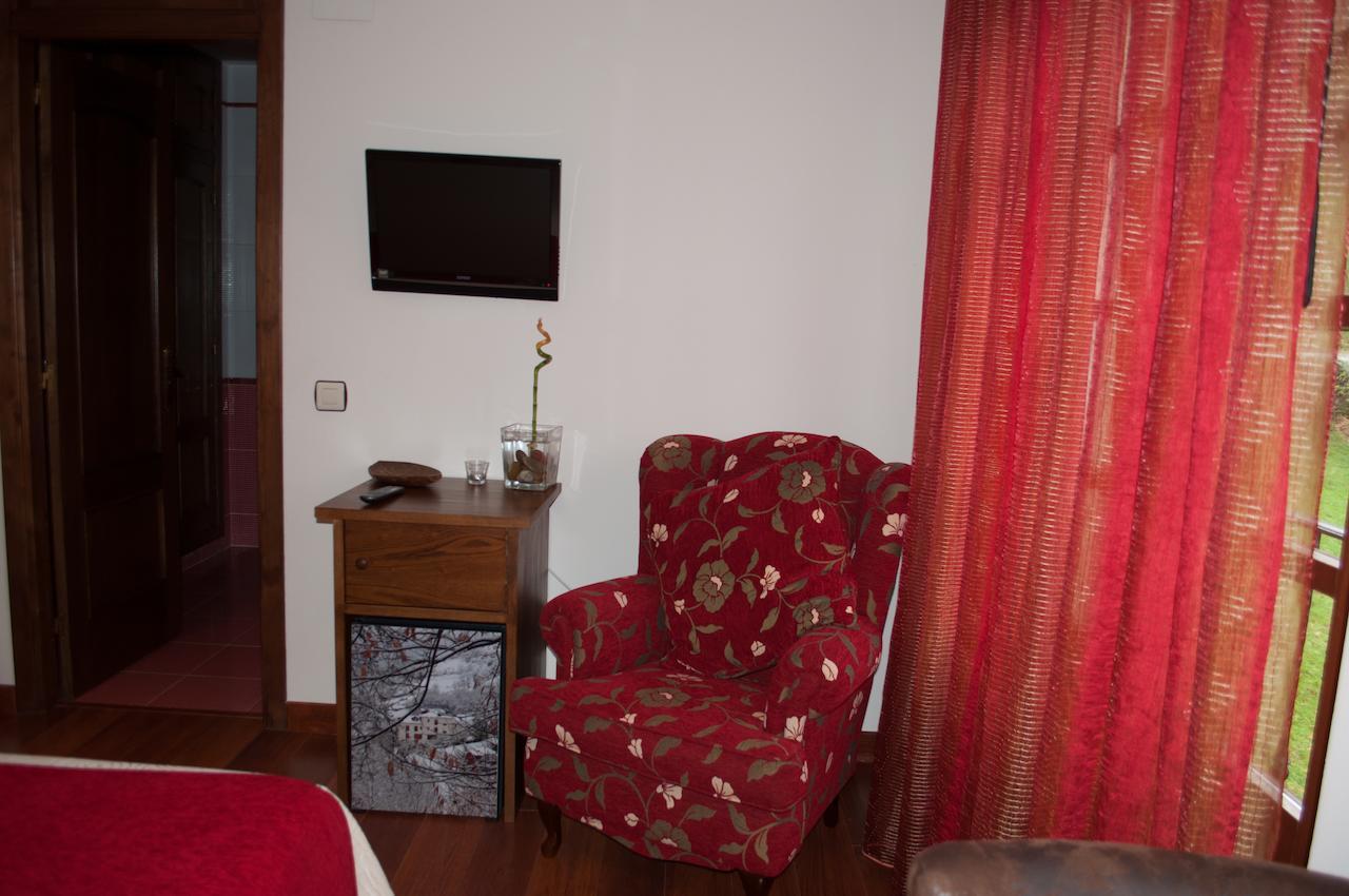 El Mirador De Fuentes Del Narcea Hotel Monco Room photo